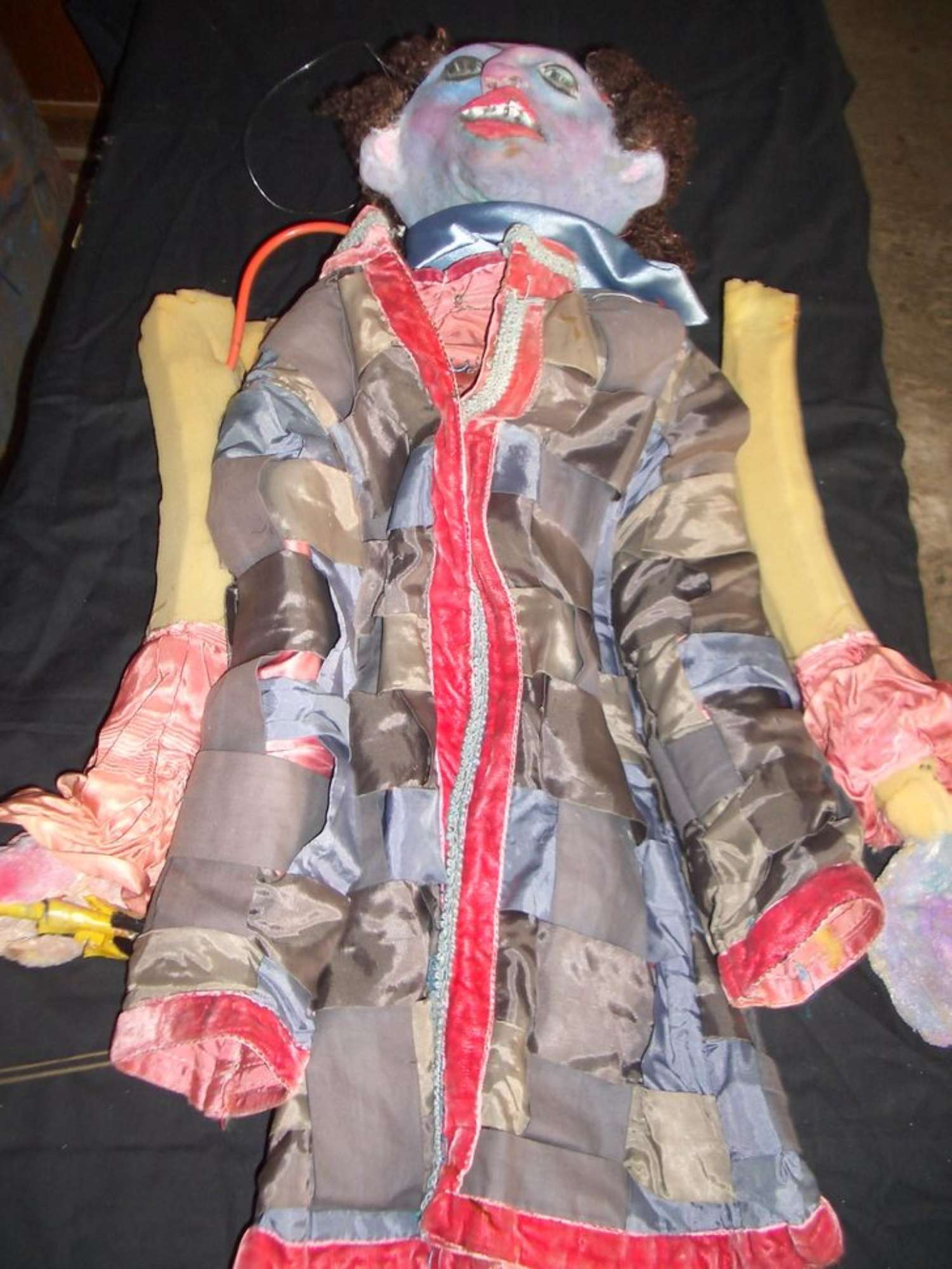 Personaggio 7 durante il restauro